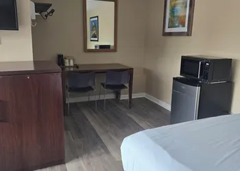Nashoba Valley Inn & Suites hotel thumbnail 5