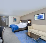 Holiday Inn Express St. Louis West - O'Fallon by IHG hotel detail image 5
