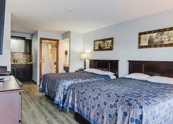 Town House Inn hotel thumbnail 3