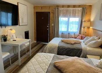 High Point Motel hotel thumbnail 6