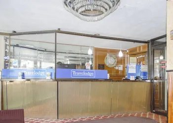 Travelodge by Wyndham Manhasset hotel thumbnail 2