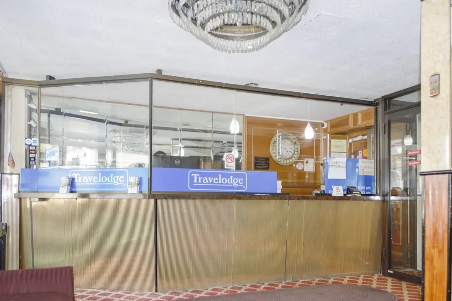 Travelodge by Wyndham Manhasset hotel detail image 2