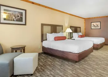 Best Western Windwood Inn & Suites hotel thumbnail 6