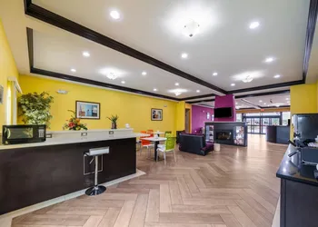 Residency Suites - Cotulla hotel thumbnail 2