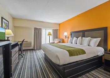 Crossroads Hotel at Huron Event Center hotel thumbnail 4