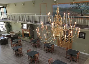 Americana Inn hotel thumbnail 3