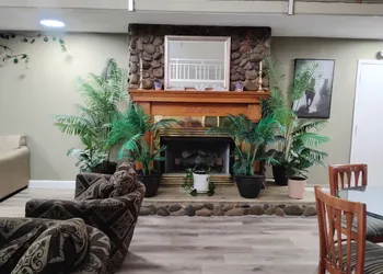 Americana Inn hotel thumbnail 5