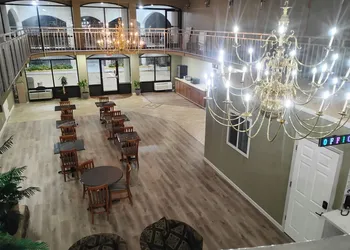 Americana Inn hotel thumbnail 7