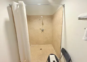 Westwood Inn Extended Stay Gonzales TX hotel thumbnail 7