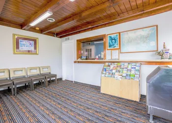 Budget Inn By OYO Natural Bridge I-81 hotel thumbnail 3