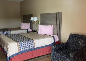 Los Fresnos Inn and Suites hotel thumbnail 8