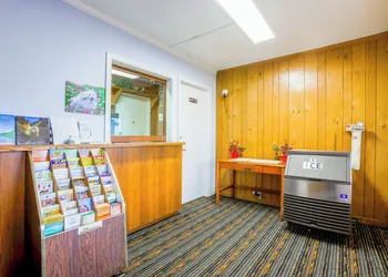 Relax Inn By OYO Natural Bridge I-81 hotel thumbnail 2