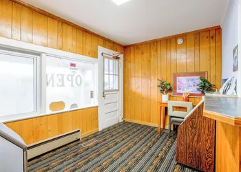 Relax Inn By OYO Natural Bridge I-81 hotel thumbnail 4