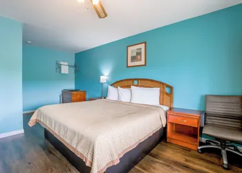 Relax Inn By OYO Natural Bridge I-81 hotel thumbnail 8