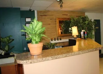 Scottish Inn hotel thumbnail 2