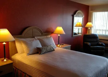 Lewis River Inn hotel thumbnail 8