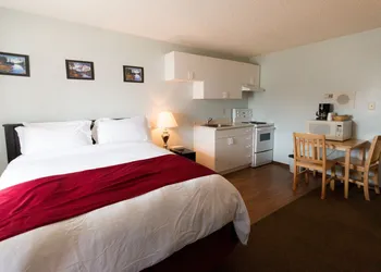 Pleasant Valley Motel hotel thumbnail 6