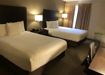 Travelodge by Wyndham Lindsay hotel thumbnail 6