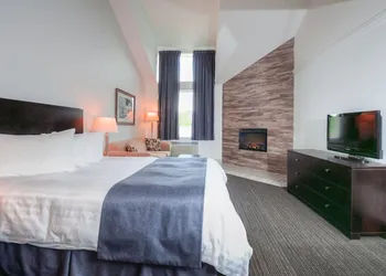 Hotel Vacances Tremblant hotel thumbnail 5