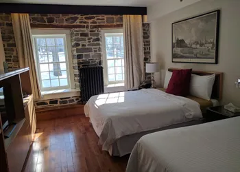 Auberge du Tresor hotel thumbnail 7