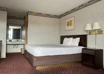 Rodeway Inn Dalton South hotel thumbnail 3