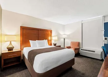 Rodeway Inn Dalton South hotel thumbnail 7