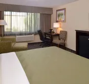 Quality Inn & Suites Montebello - Los Angeles hotel detail image 5