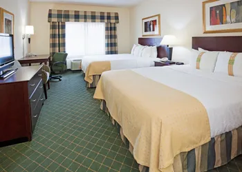 Holiday Inn Conference Ctr Marshfield by IHG hotel thumbnail 2