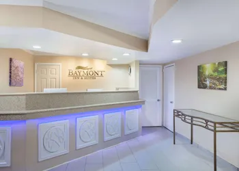 Baymont by Wyndham Lake City I-75 hotel thumbnail 2