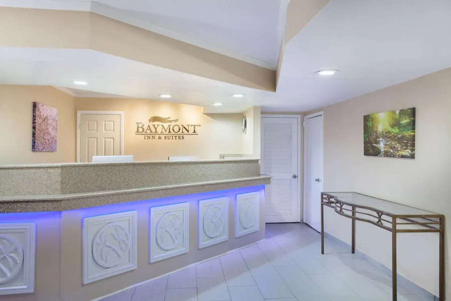 Baymont by Wyndham Lake City I-75 hotel detail image 2