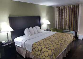 Baymont by Wyndham Lake City I-75 hotel thumbnail 4