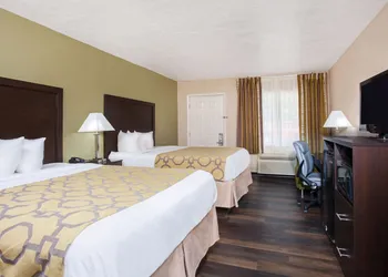 Baymont by Wyndham Lake City I-75 hotel thumbnail 8