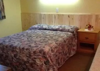 Auberge Mountain View Inn hotel thumbnail 2