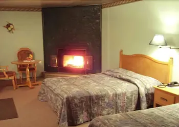 Auberge Mountain View Inn hotel thumbnail 4