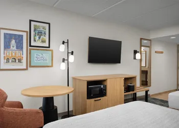 Hampton Inn Fayetteville Fort Bragg hotel thumbnail 7