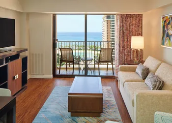 Hilton Grand Vacations Club at Hilton Hawaiian Village hotel thumbnail 4