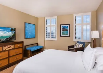 Hilton Grand Vacations Club at Hilton Hawaiian Village hotel thumbnail 5