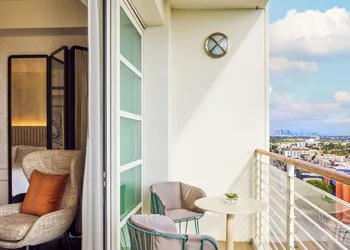 Cameo Beverly Hills, LXR Hotels & Resorts hotel thumbnail 6