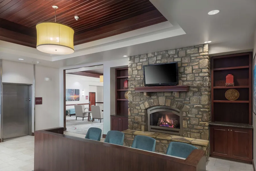 DoubleTree by Hilton Asheville - Biltmore hotel detail image 2