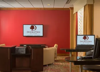 DoubleTree by Hilton Asheville - Biltmore hotel thumbnail 8