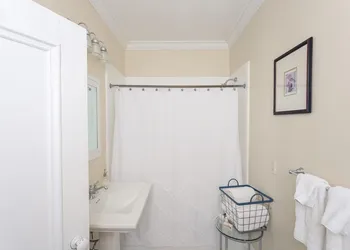The Kittle House Inn hotel thumbnail 4
