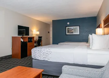 Twin Mountain Inn & Suites hotel thumbnail 8