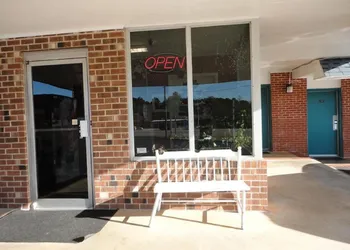 Budget Inn Franklinton hotel thumbnail 6