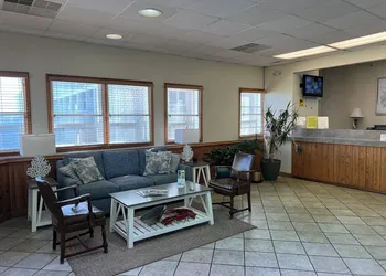 Mariner Inn and Suites hotel thumbnail 2