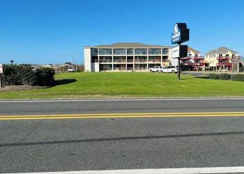Mariner Inn and Suites hotel thumbnail 6
