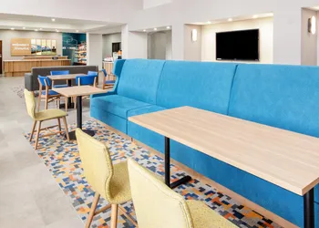 Hampton Inn and Suites Fort Worth/Forest Hill hotel thumbnail 3
