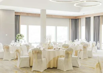 DoubleTree by Hilton Pomona hotel thumbnail 6