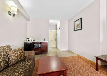 Best Western Williams Lake Hotel hotel thumbnail 8