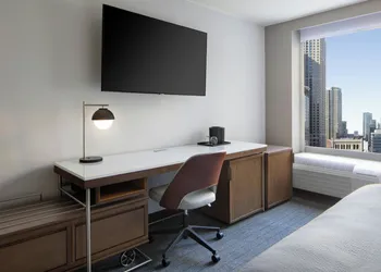 Courtyard by Marriott Chicago Downtown River North hotel thumbnail 5