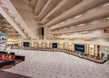 Luxor Hotel and Casino hotel thumbnail 3